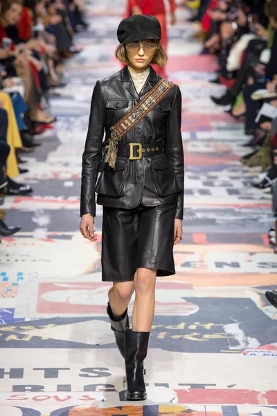 Look 20